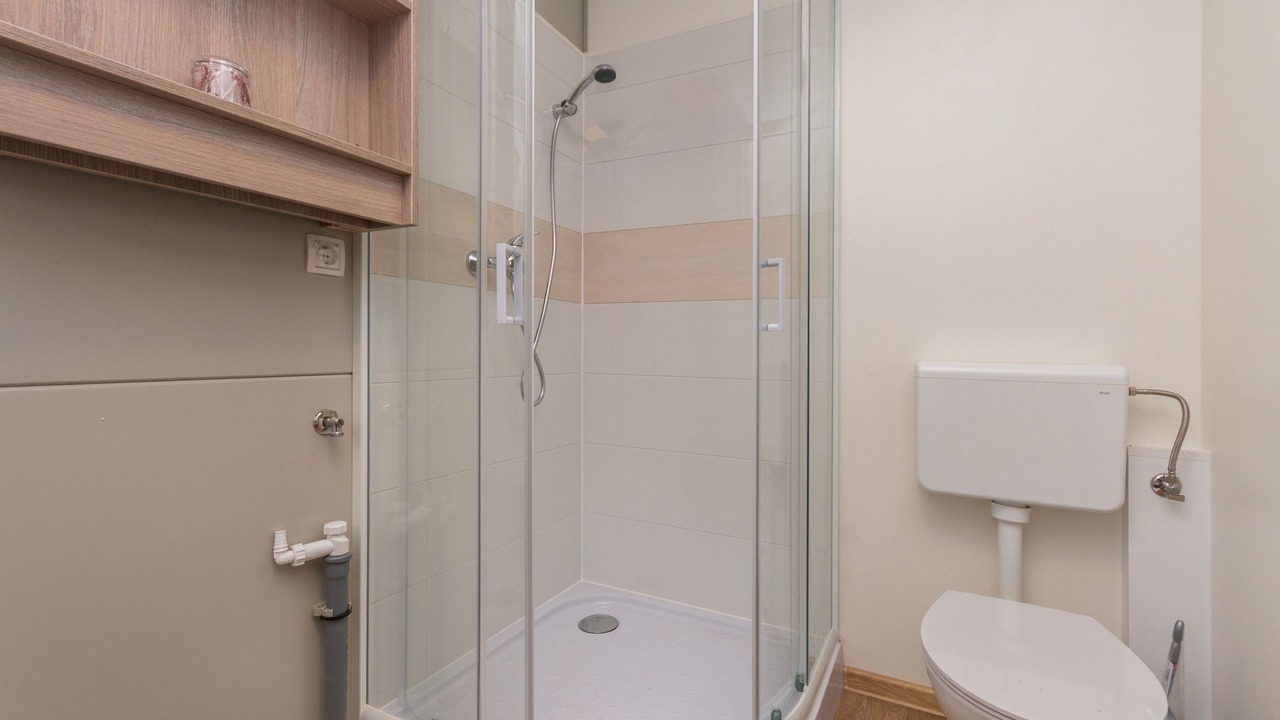 Photo of Bathroom in Tkon