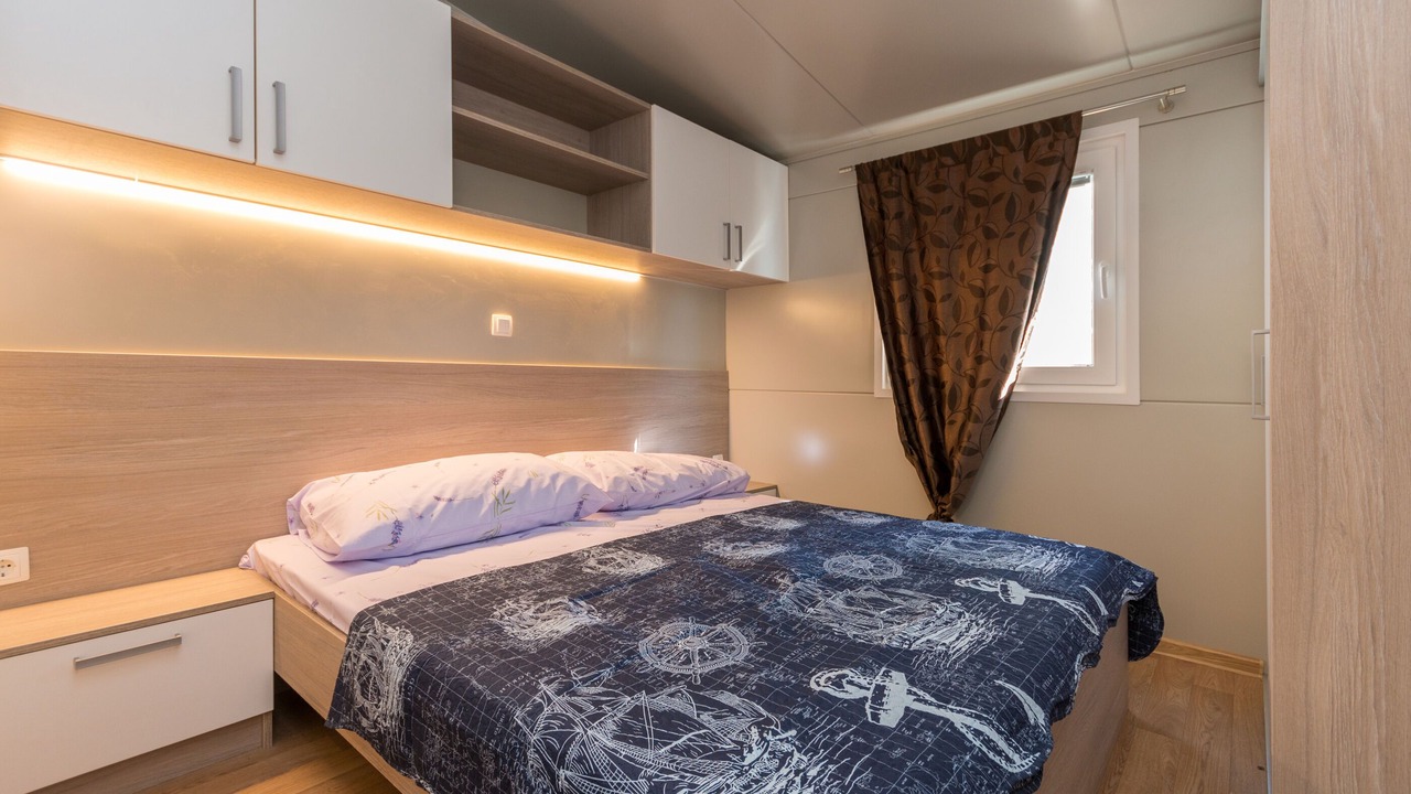 Photo of Bedroom in Tkon