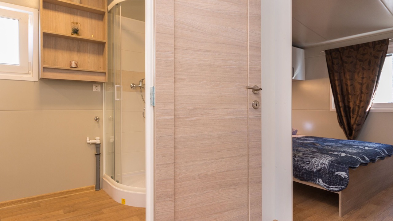 Photo of Bathroom in Tkon