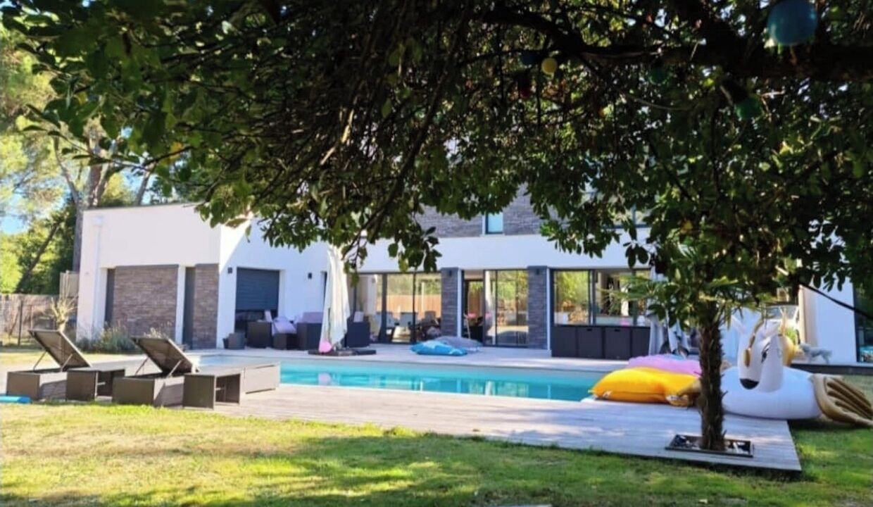 Photo of Outdoor in Pessac