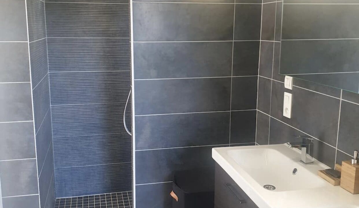 Photo of Bathroom in Pessac