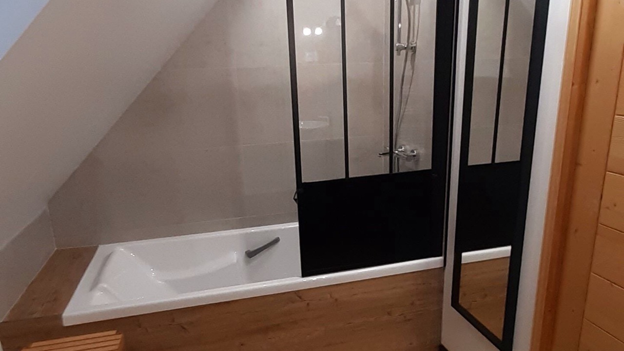 Photo of Bathroom in Wierre-Effroy