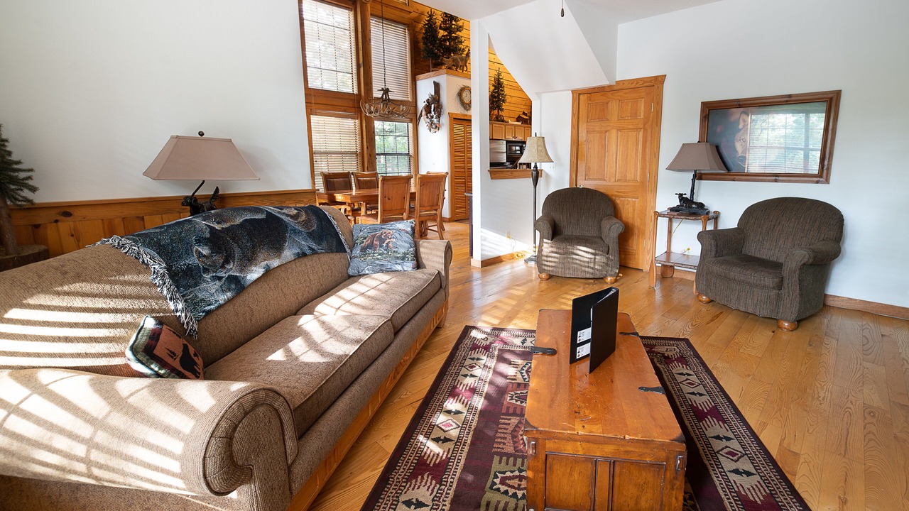 Photo of Livingroom in Branson Theater District