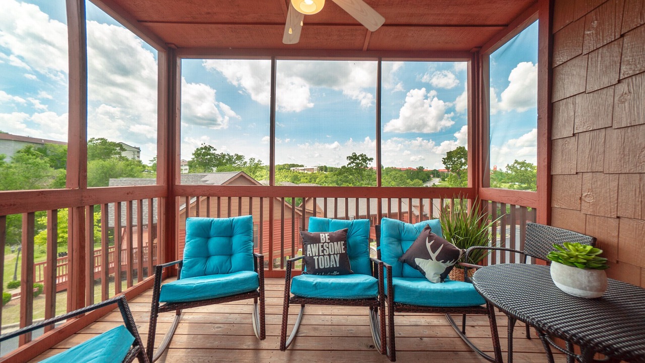 Photo of Patio Balcony in Branson Theater District