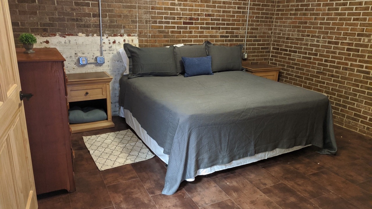 Photo of Bedroom in Troy