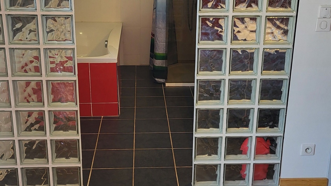 Photo of Others in Blars