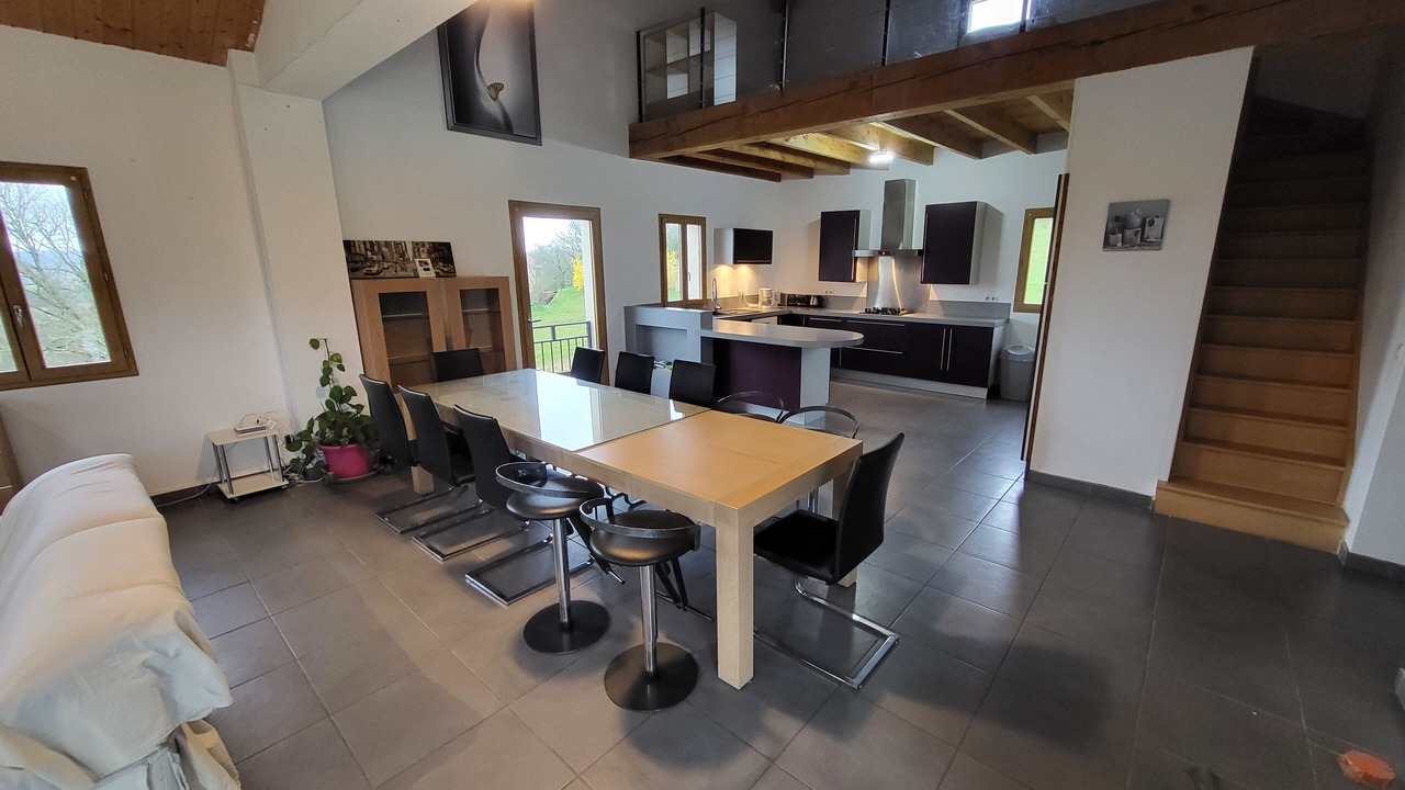 Photo of Others in Blars