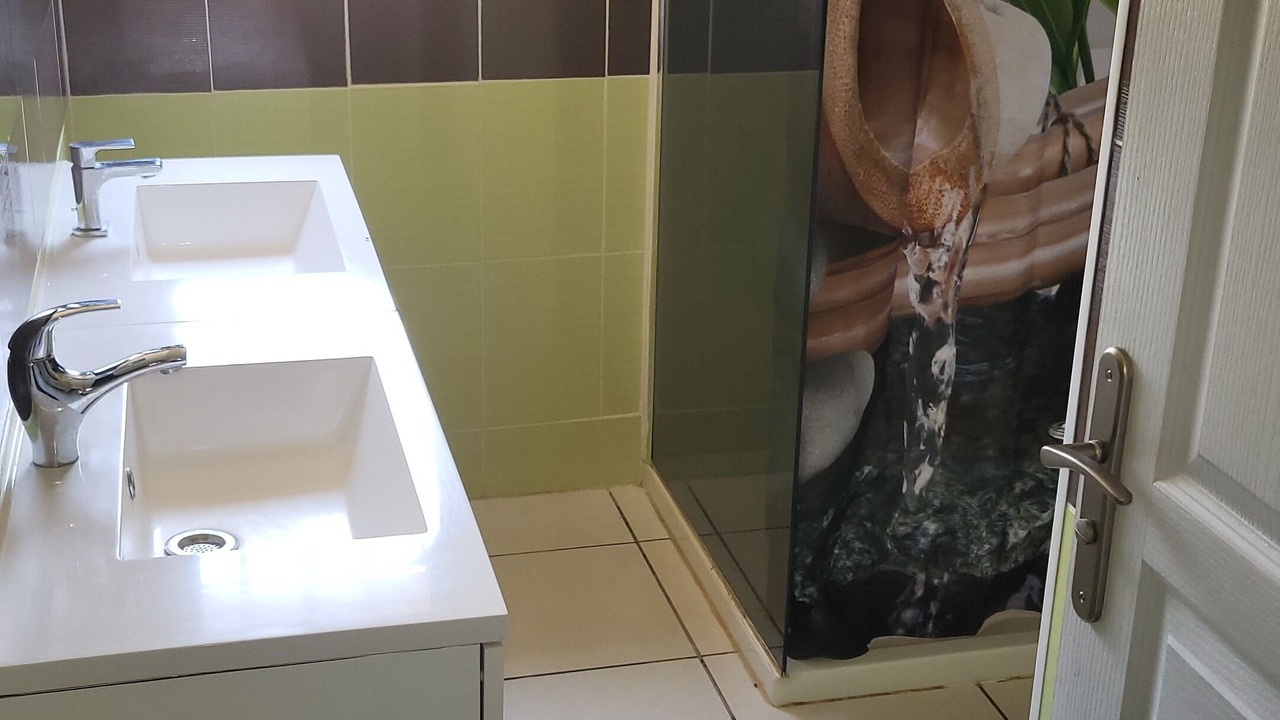 Photo of Others in Blars