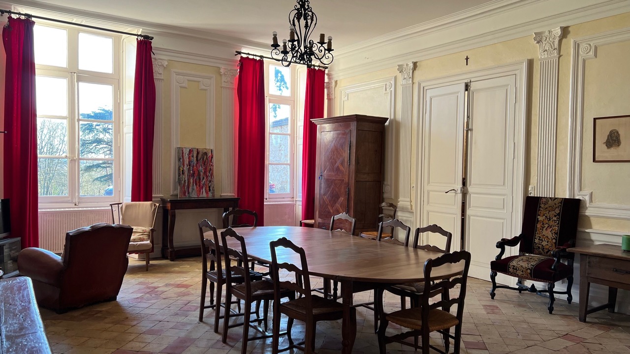 Photo of Others in Montbron