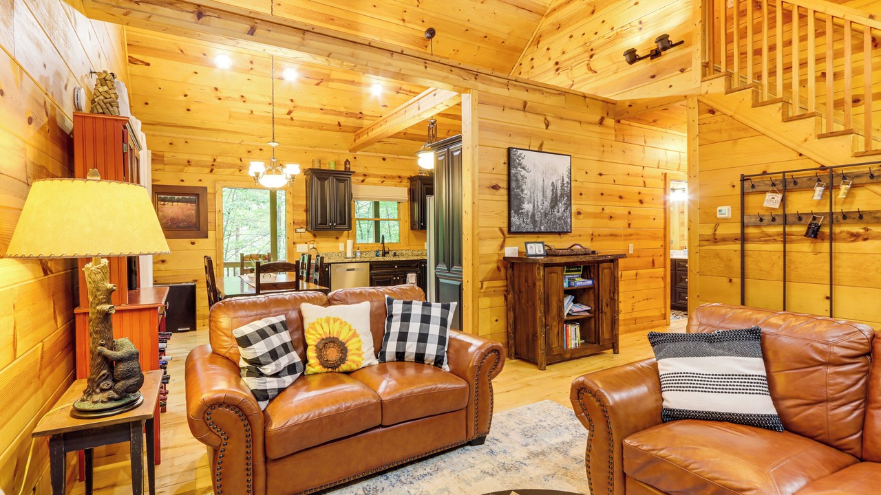 Photo of Livingroom in Walnut Mountain