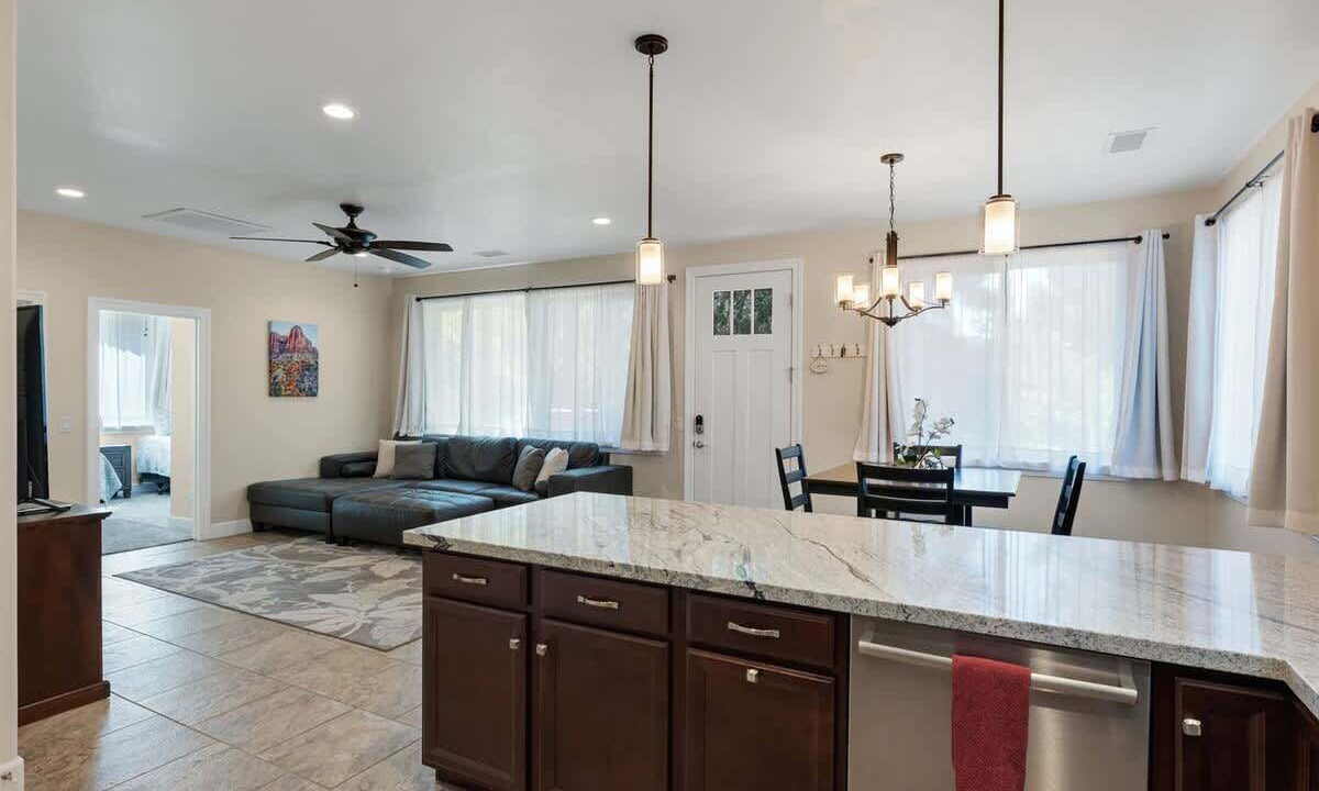 Photo of Livingroom in Uptown Sedona