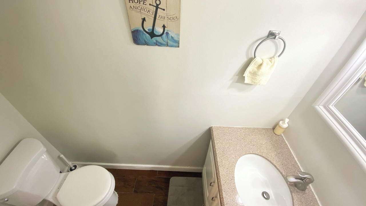 Photo of Bathroom in Croissant Park