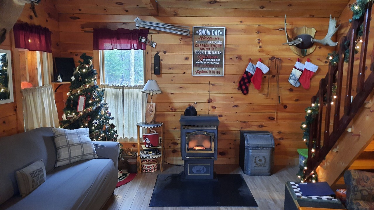 Photo of Livingroom in Rumford Center
