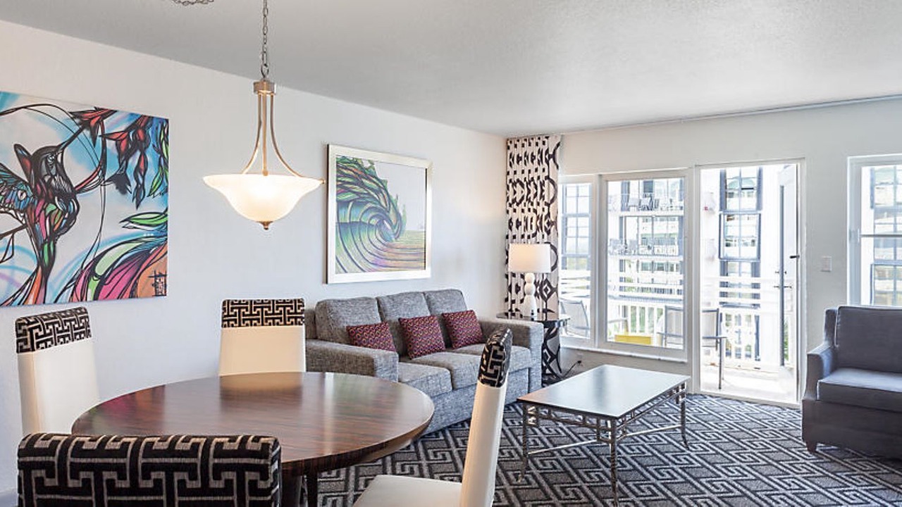 Photo of Livingroom in Surfside