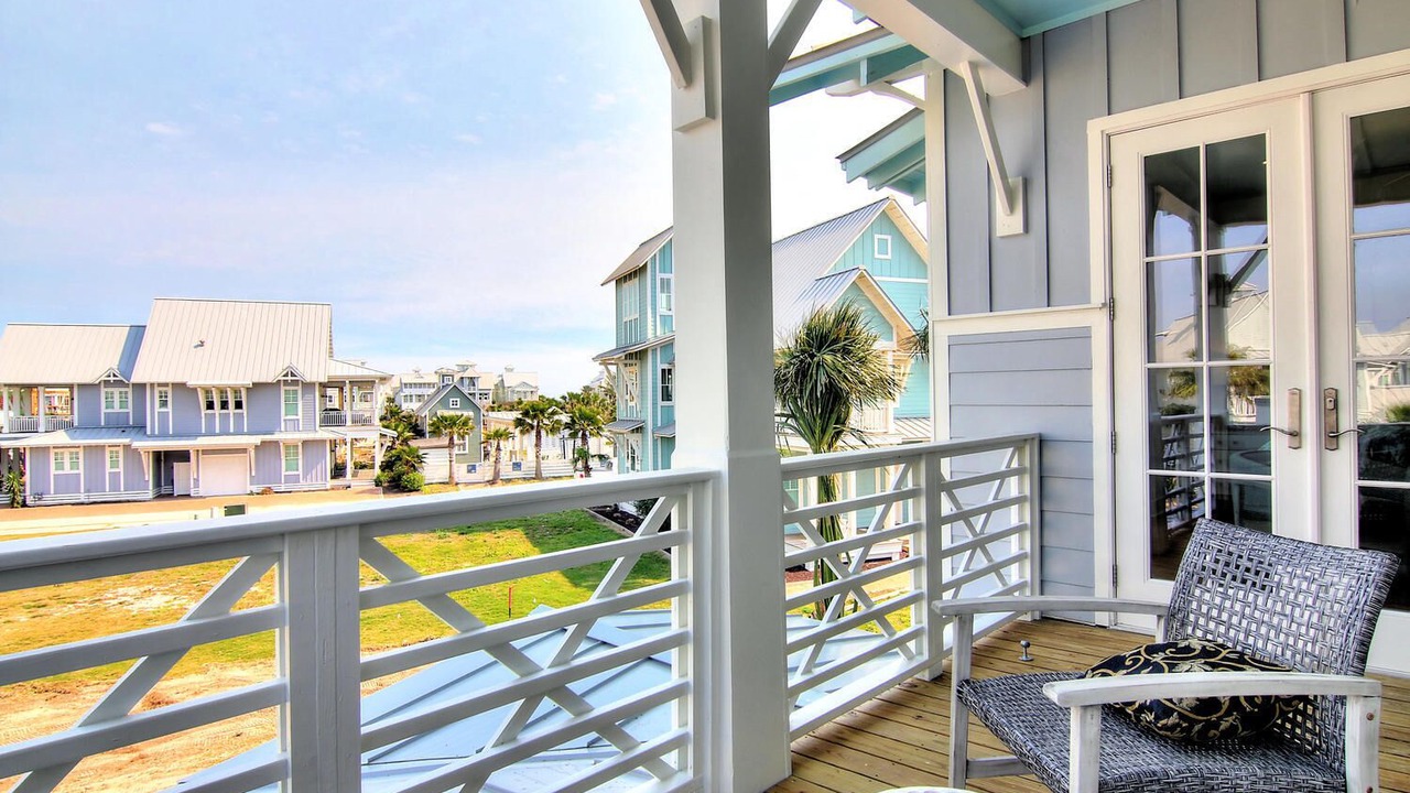 Photo of Patio Balcony in Cinnamon Shore