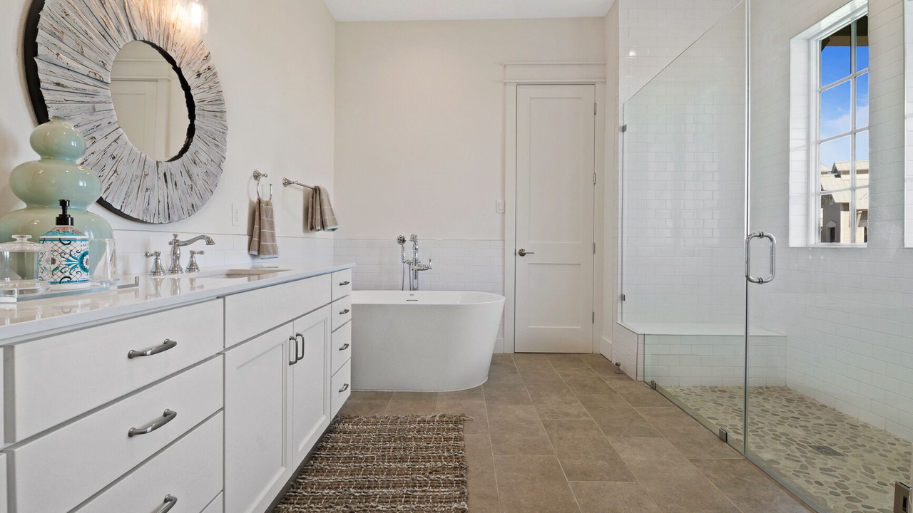 Photo of Bathroom in Cinnamon Shore
