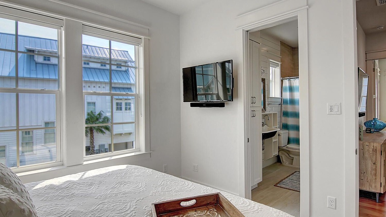 Photo of Bedroom in Cinnamon Shore