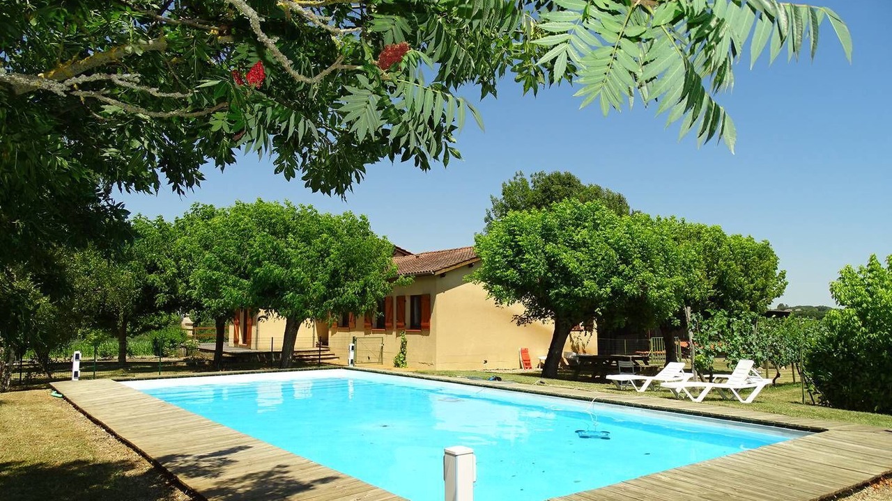 Photo of Outdoor in Saint-Martin-de-Beauville