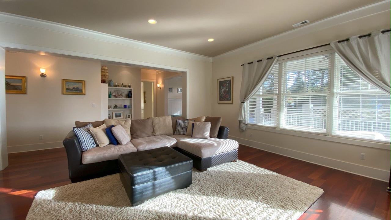 Photo of Livingroom in Cape Charles