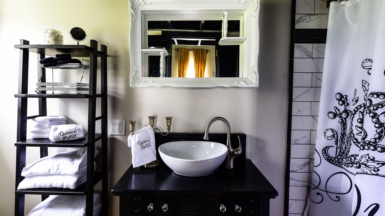 Photo of Bathroom in Round Top