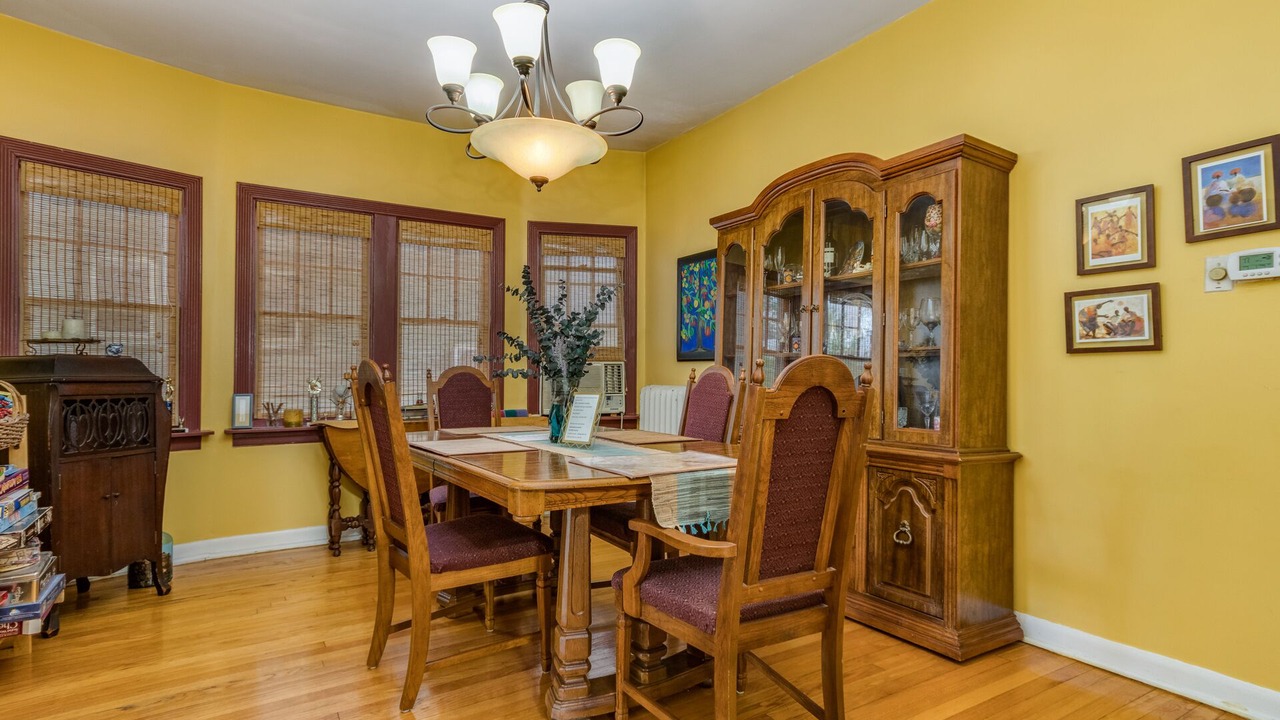 Photo of Others in Oak Park