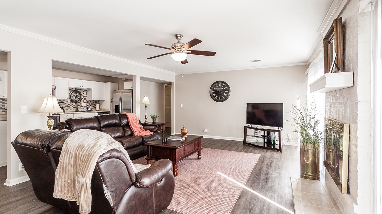 Photo of Livingroom in Germantown