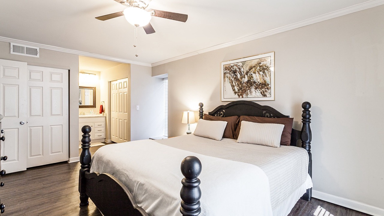 Photo of Bedroom in Germantown