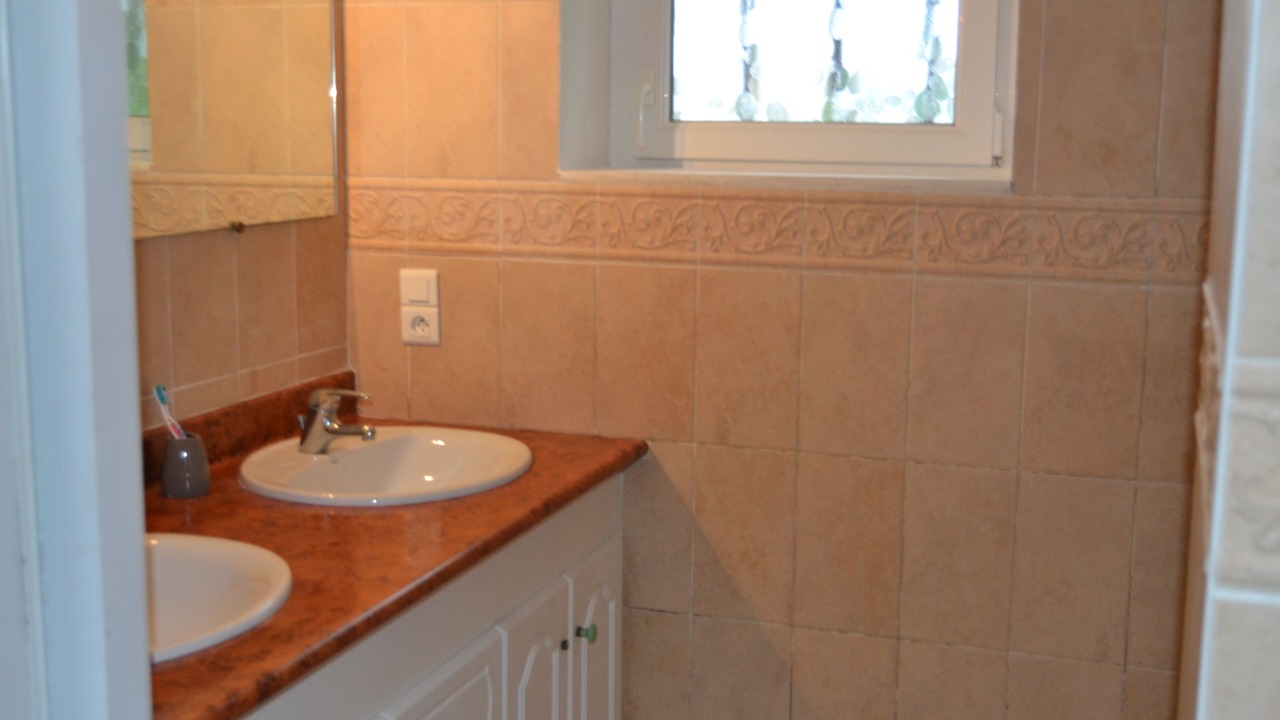 Photo of Bathroom in Cescau