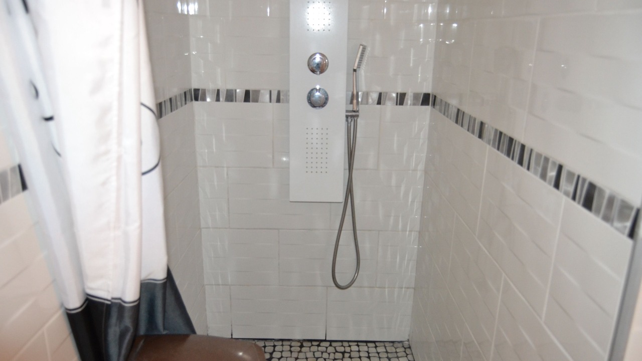 Photo of Bathroom in Cescau