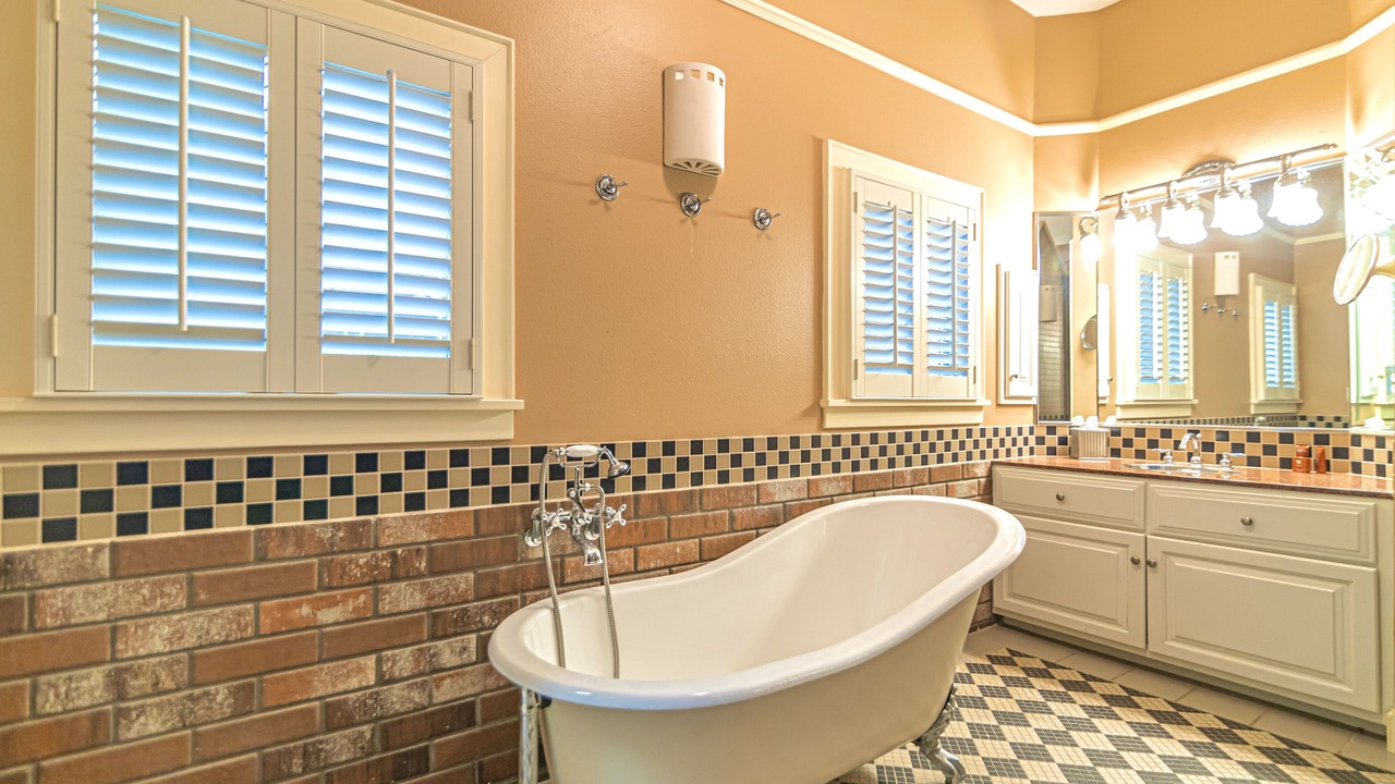 Photo of Bathroom in Windermere