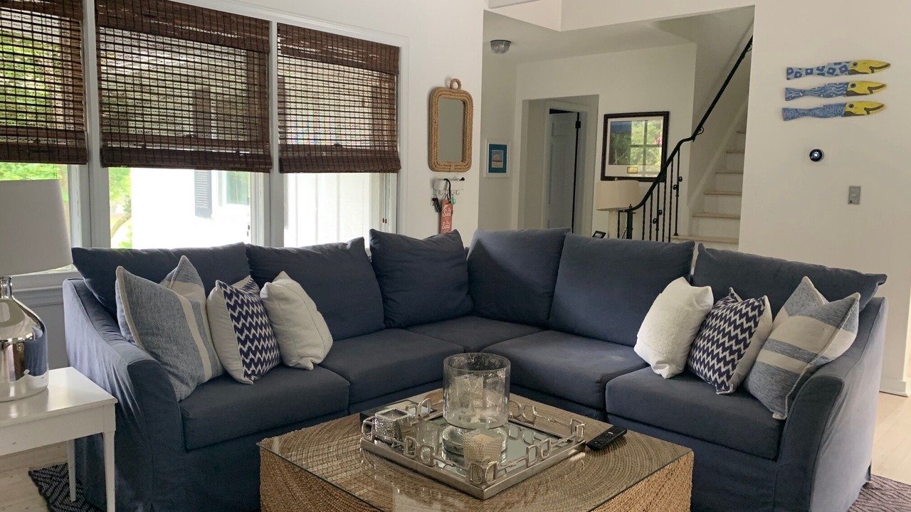 Photo of Livingroom in Westhampton