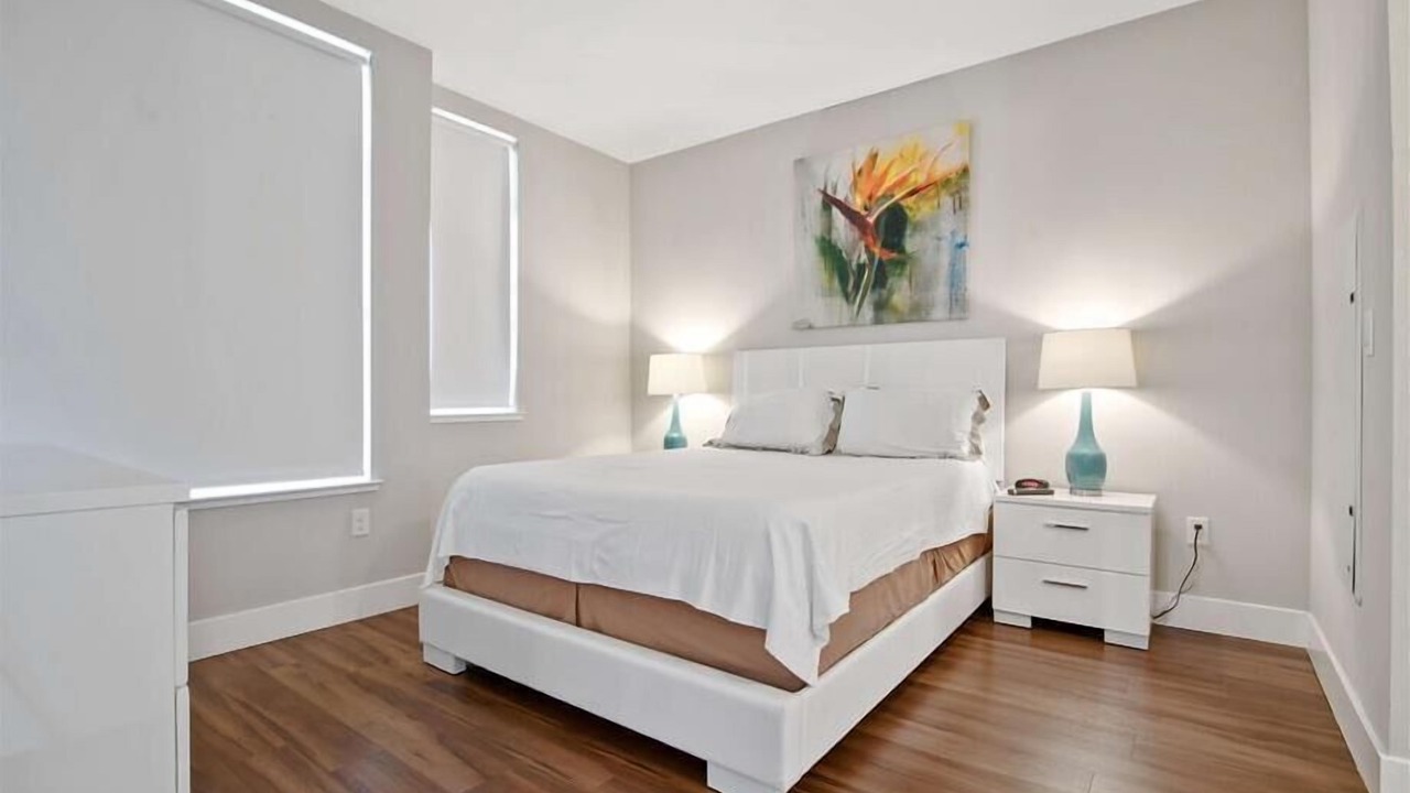 Photo of Others in Shoreline West