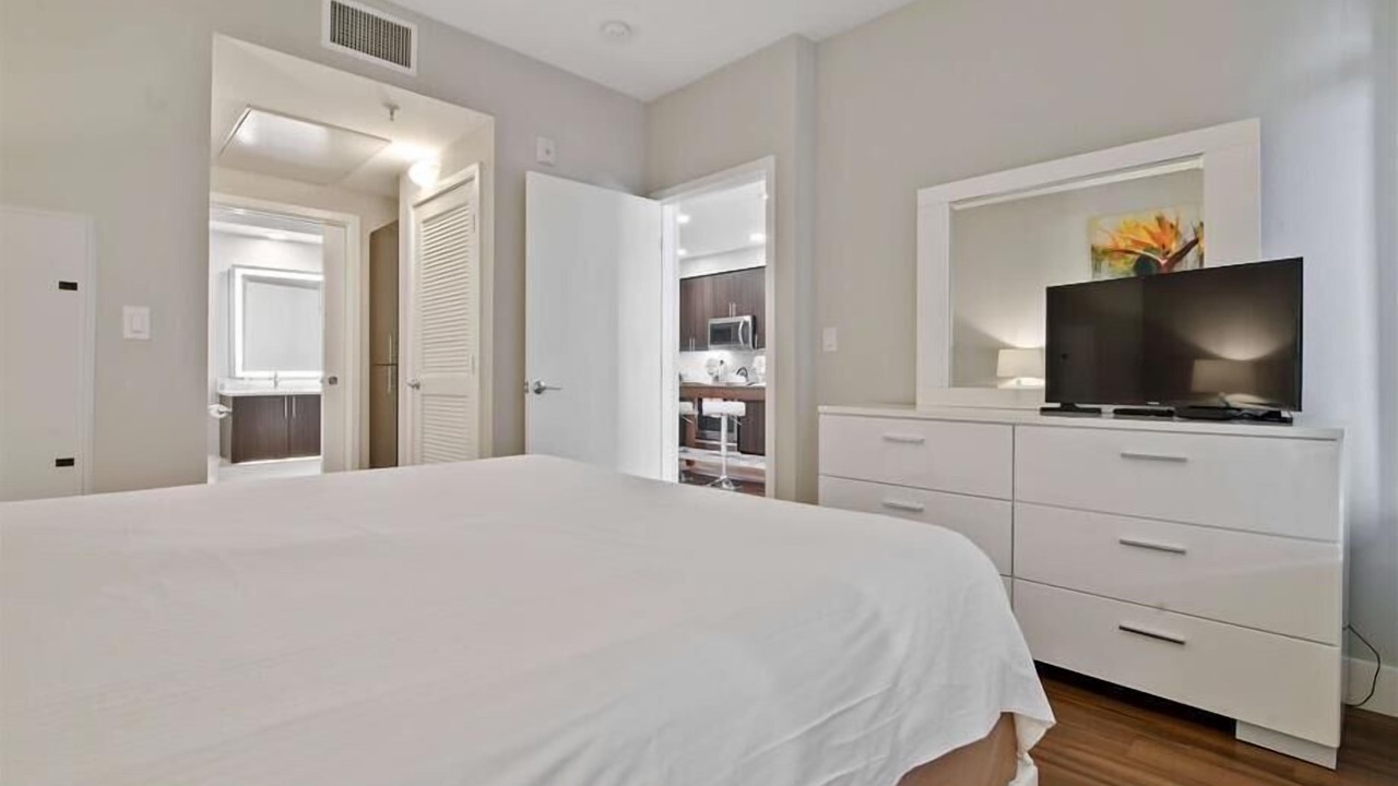 Photo of Others in Shoreline West