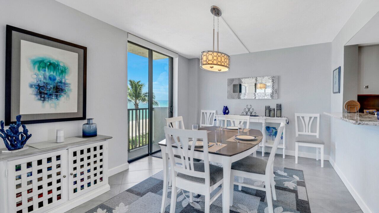 Photo of Bedroom in Vanderbilt Beach