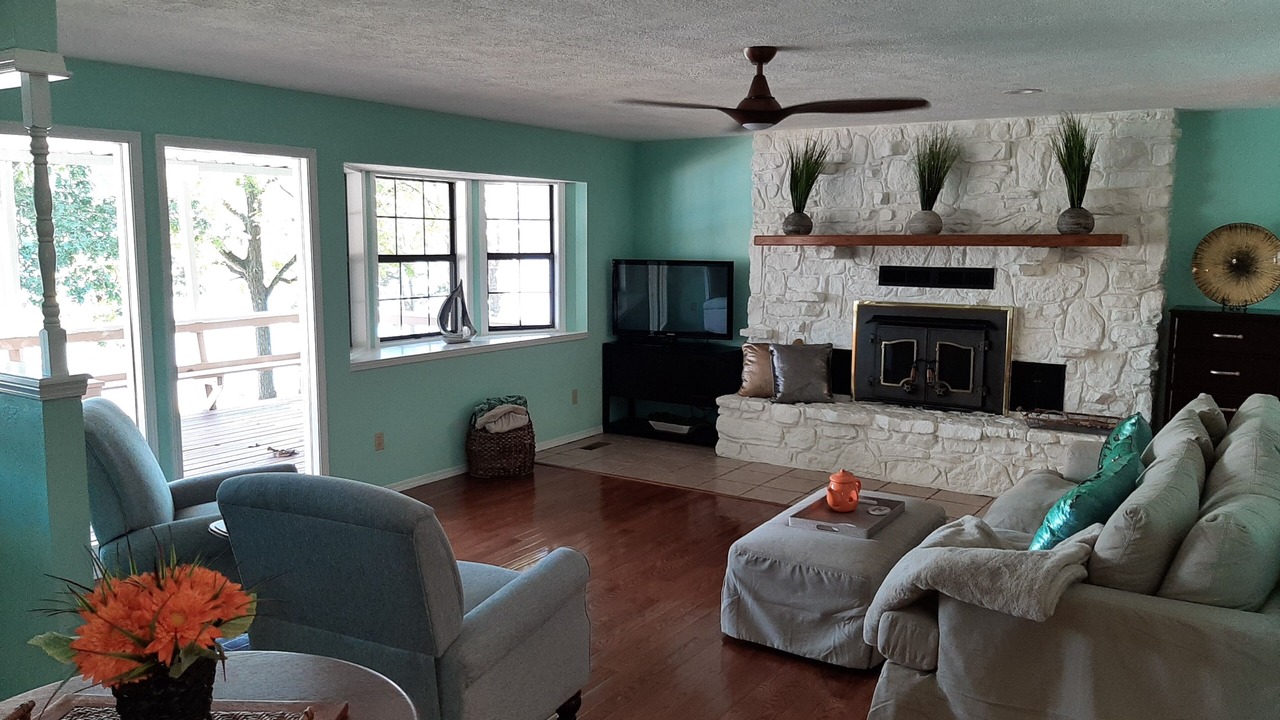 Photo of Livingroom in Rogers
