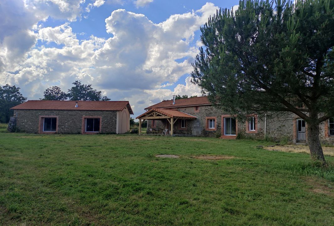 Photo of Outdoor in Valanjou