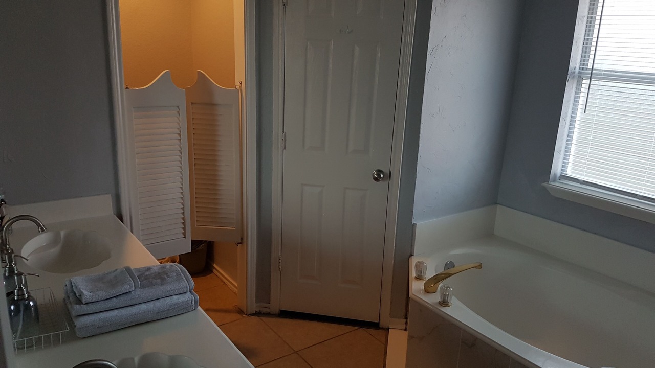Photo of Bathroom in Saginaw