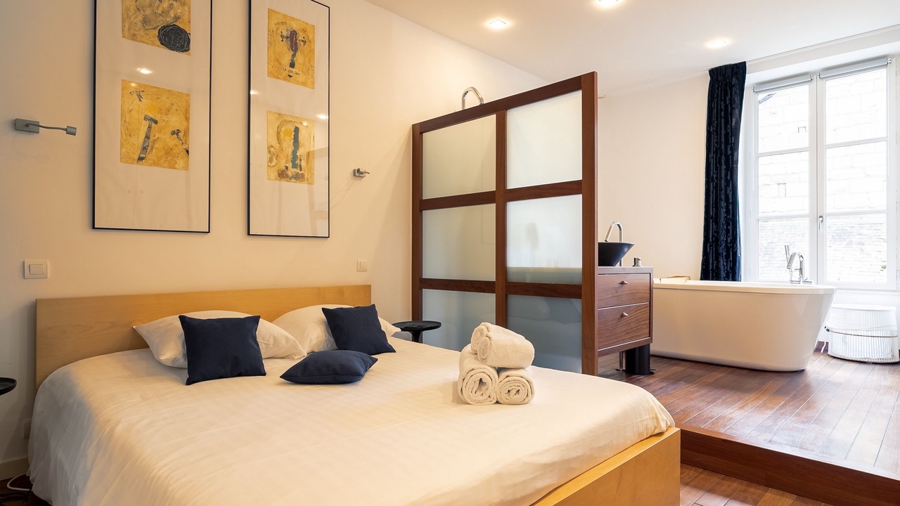 Photo of Bedroom in Talensac-Pont Morand