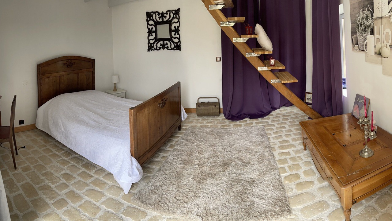 Photo of Bedroom in Quincy-sous-le-Mont