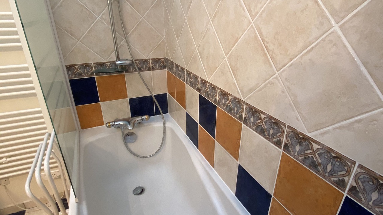 Photo of Bathroom in Chaparon