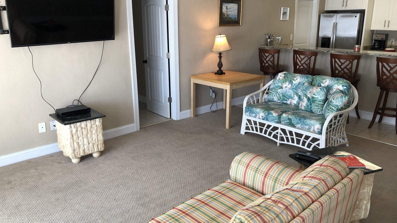 Photo of Livingroom in Willoughby Spit