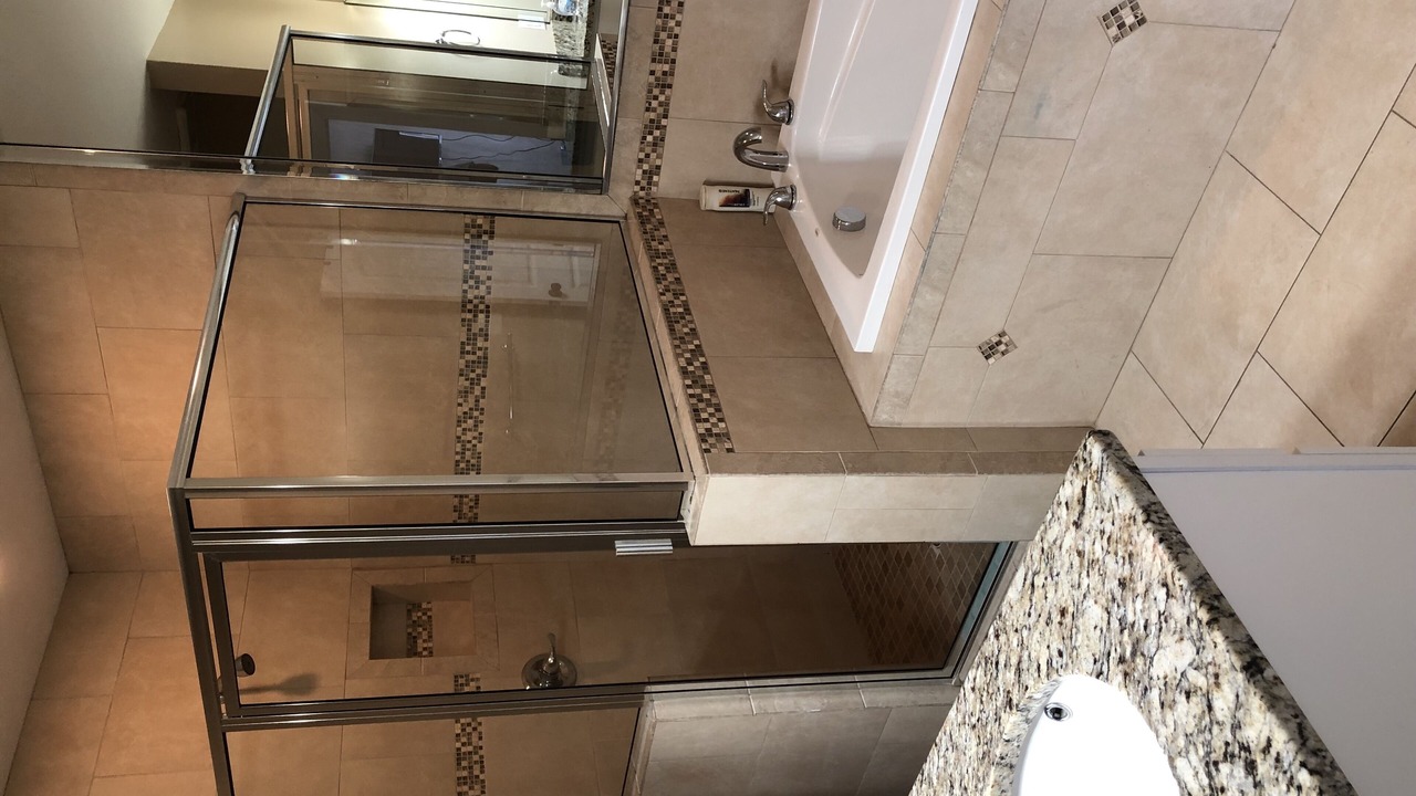 Photo of Bathroom in Willoughby Spit