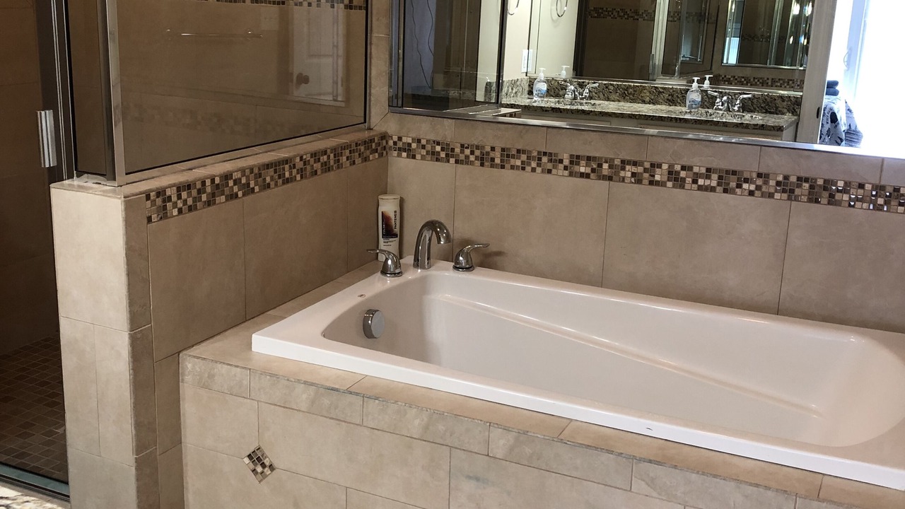 Photo of Bathroom in Willoughby Spit