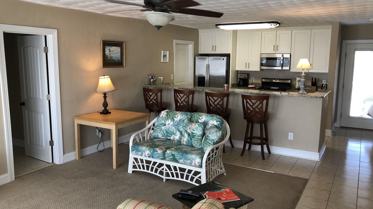 Photo of Livingroom in Willoughby Spit