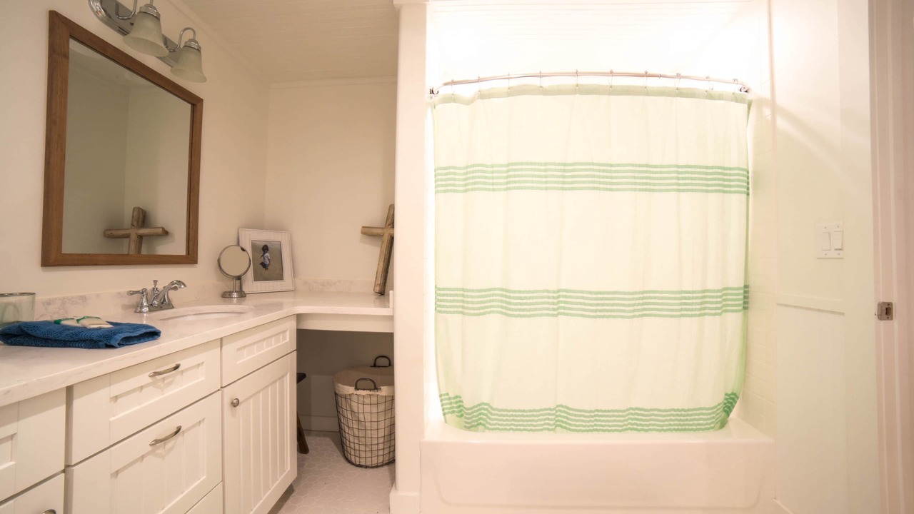 Photo of Bathroom in Crystal Beach