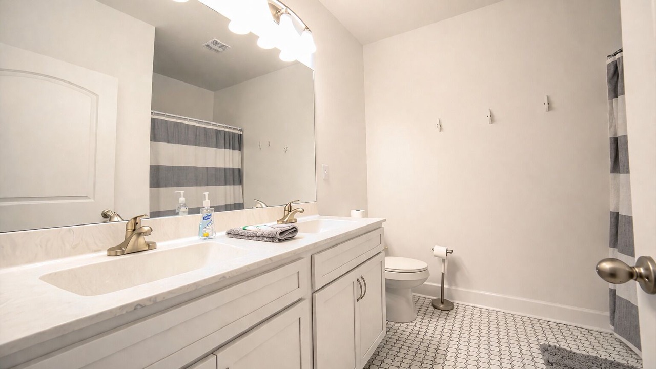 Photo of Bathroom in Crystal Beach