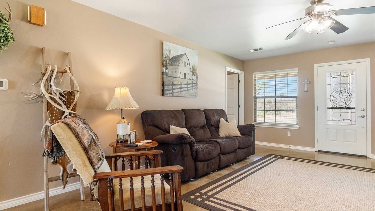 Photo of Livingroom in Fredericksburg