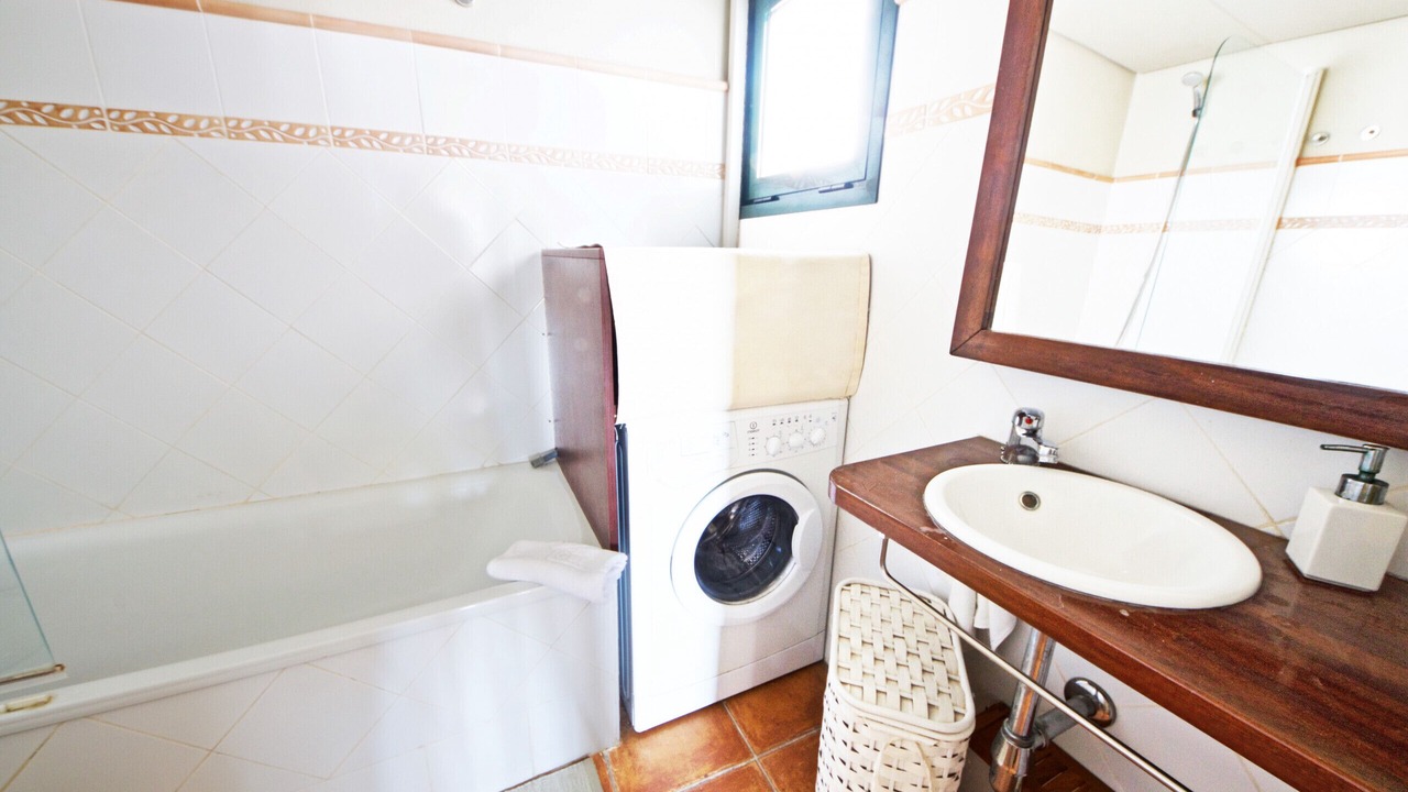 Photo of Bathroom in El Perello