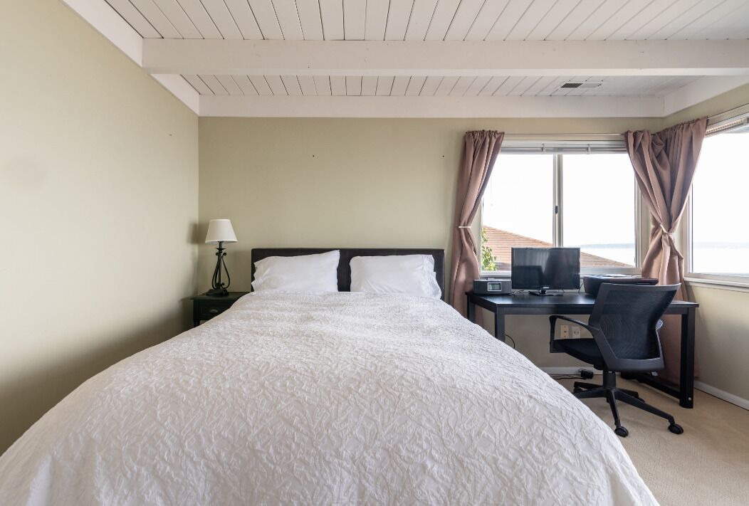 Photo of Bedroom in Redondo