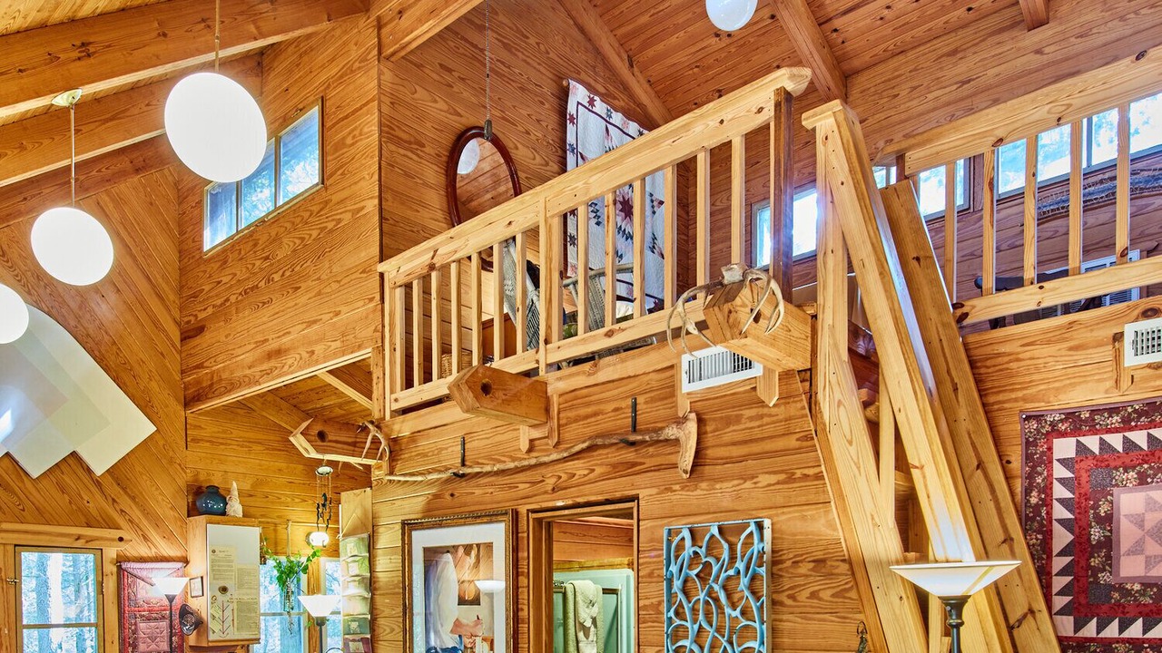 Photo of Bedroom in Van Zandt County